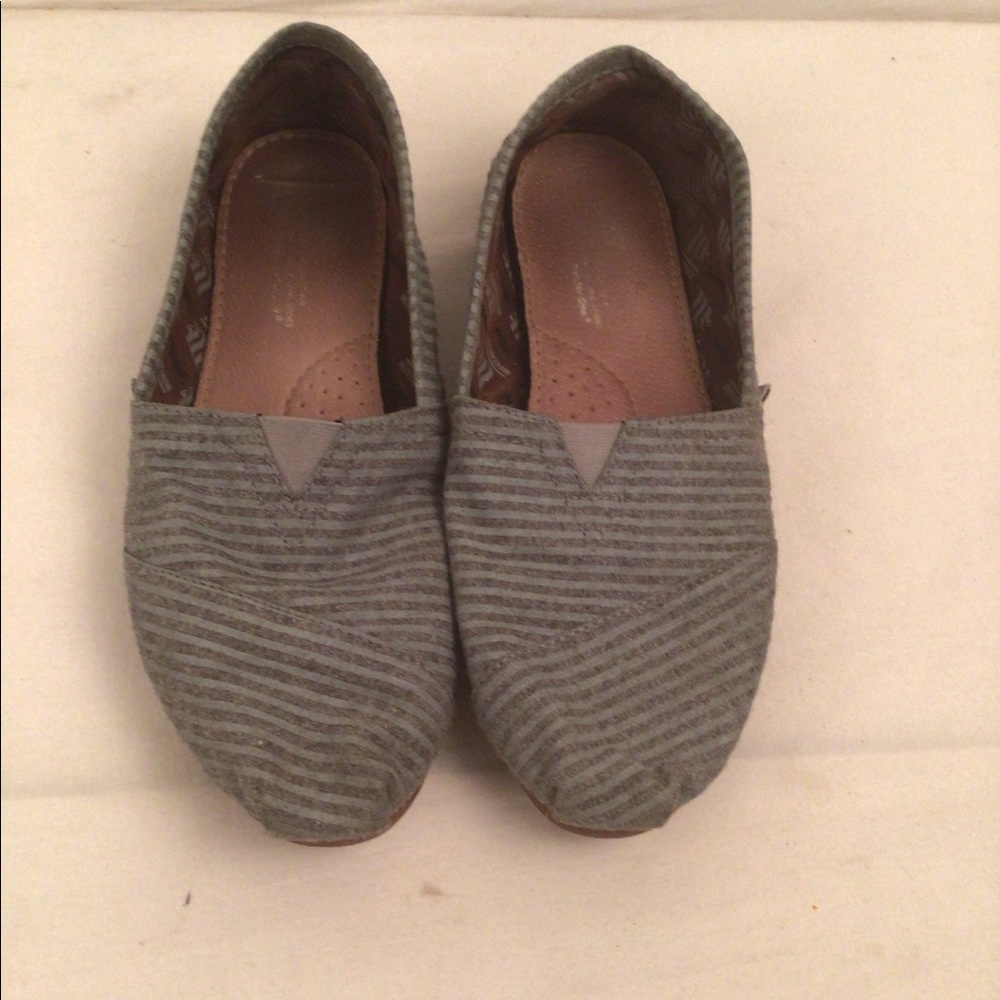 **FINAL PRICE DROP**Toms